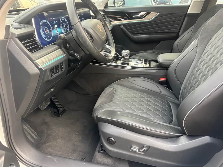 Фото 7 - Hongqi HS5