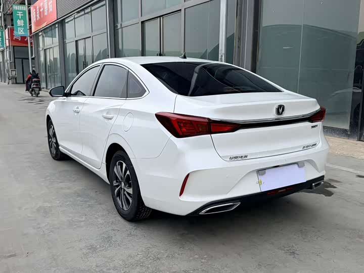 Фото 4 - Changan Eado Plus