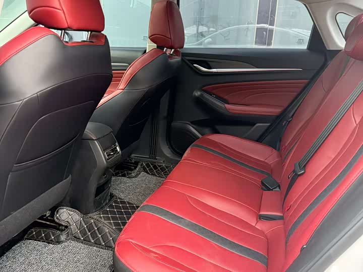 Фото 9 - Changan Eado Plus