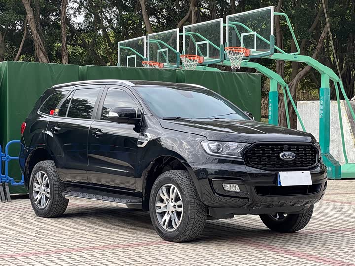 Фото 2 - Ford Everest