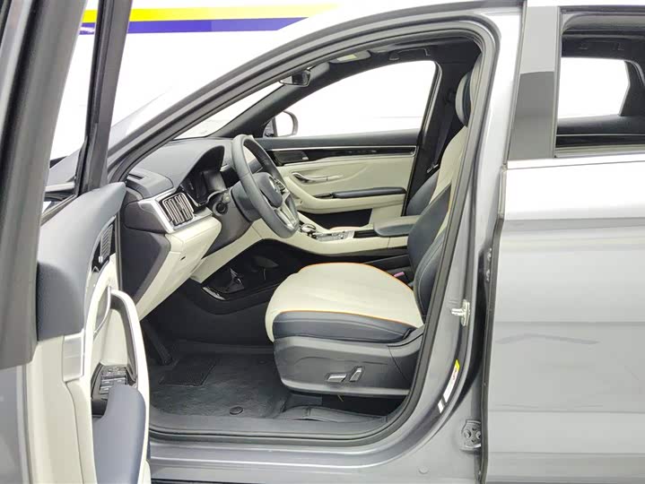 Фото 9 - BYD Song Plus Hybrid/EV