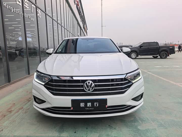 Фото 2 - Volkswagen Sagitar L