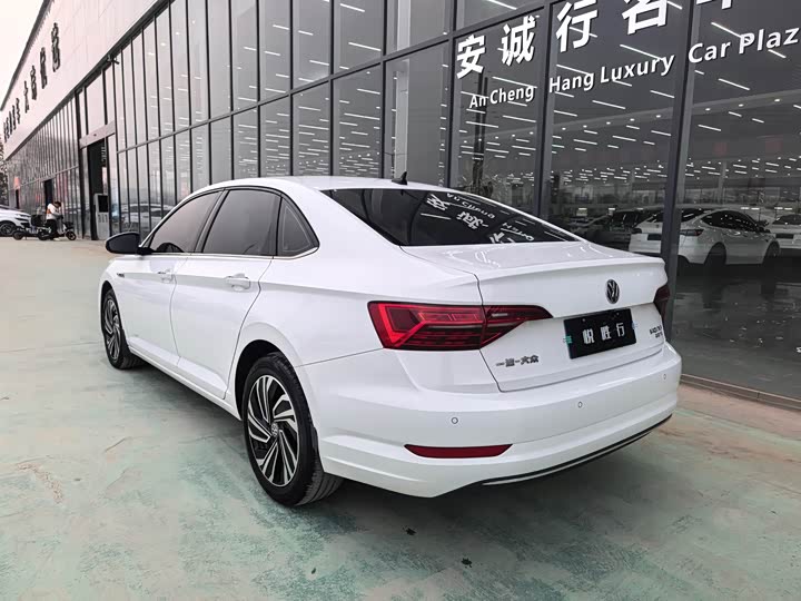 Фото 7 - Volkswagen Sagitar L