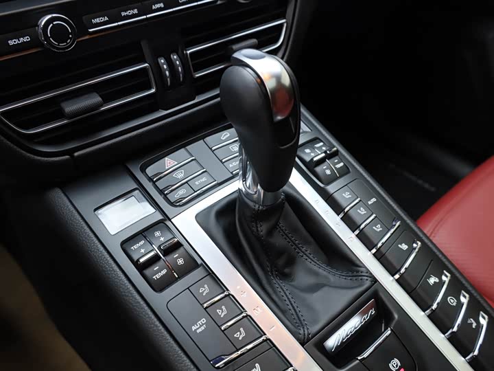 Фото 6 - Porsche Macan