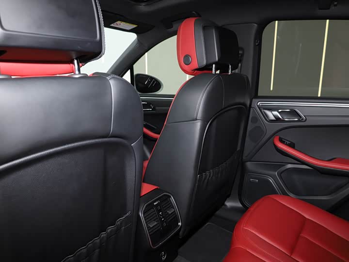 Фото 9 - Porsche Macan