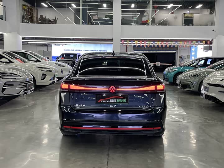 Фото 3 - Volkswagen ID.7 Vizzion