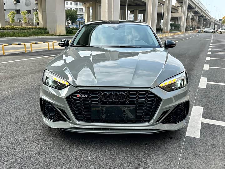 Фото 2 - Audi A5