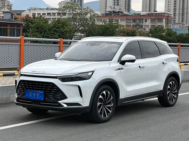 Фото 1 - Beijing X7