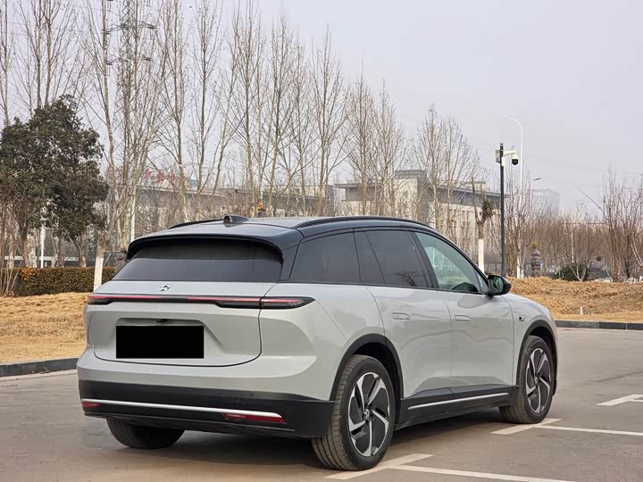 Фото 6 - Nio ES6