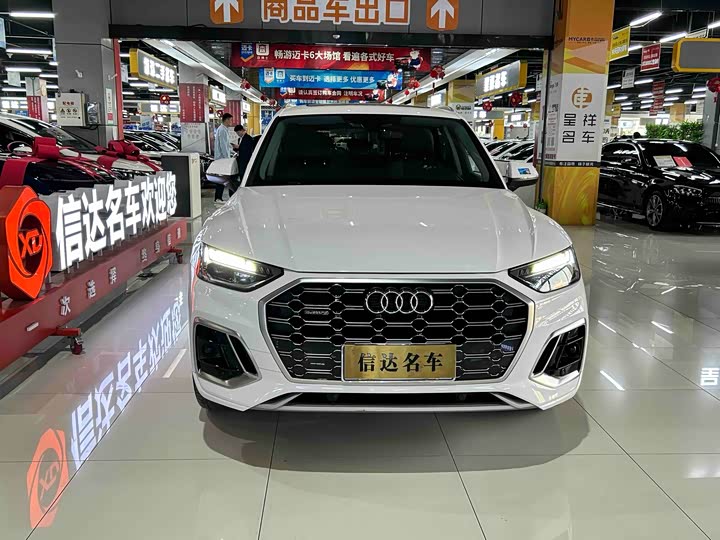 Фото 2 - Audi Q5L