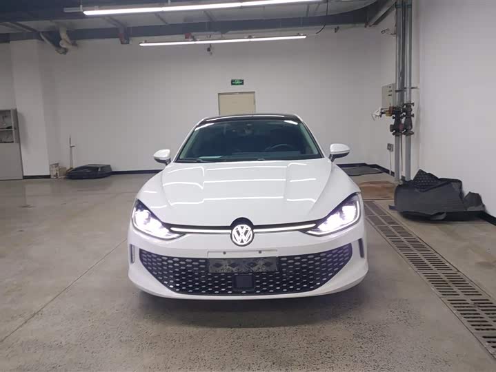 Фото 2 - Volkswagen Lamando L
