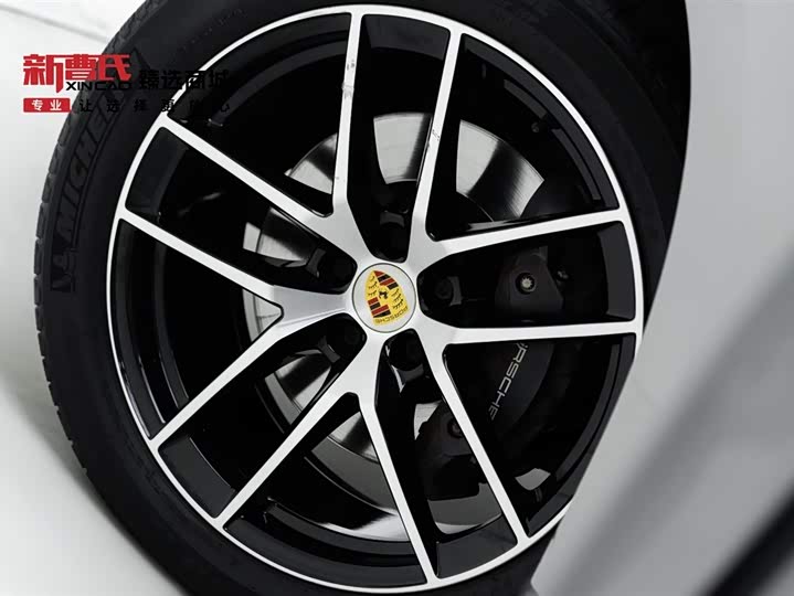 Фото 5 - Porsche Macan