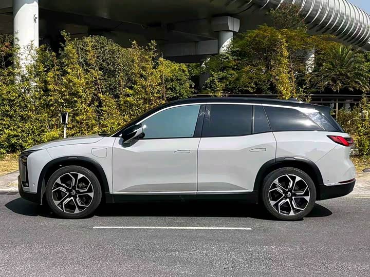 Фото 4 - Nio ES8