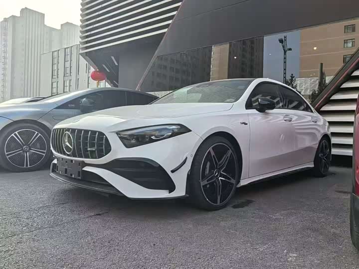 Фото 1 - Mercedes-Benz A-Class AMG