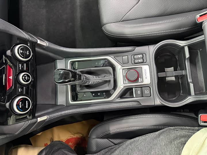 Фото 7 - Subaru Forester