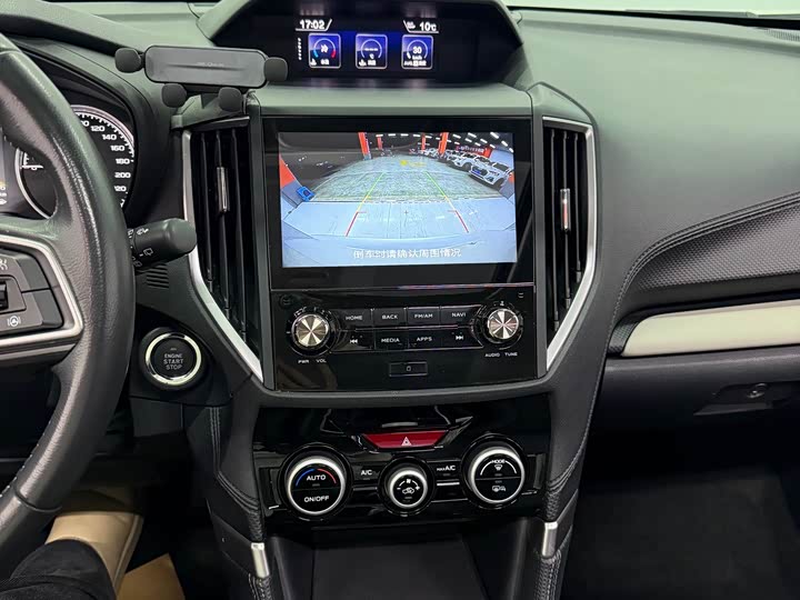 Фото 8 - Subaru Forester