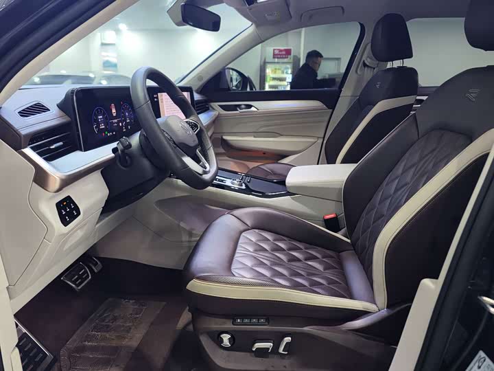 Фото 6 - Volkswagen Tavendor