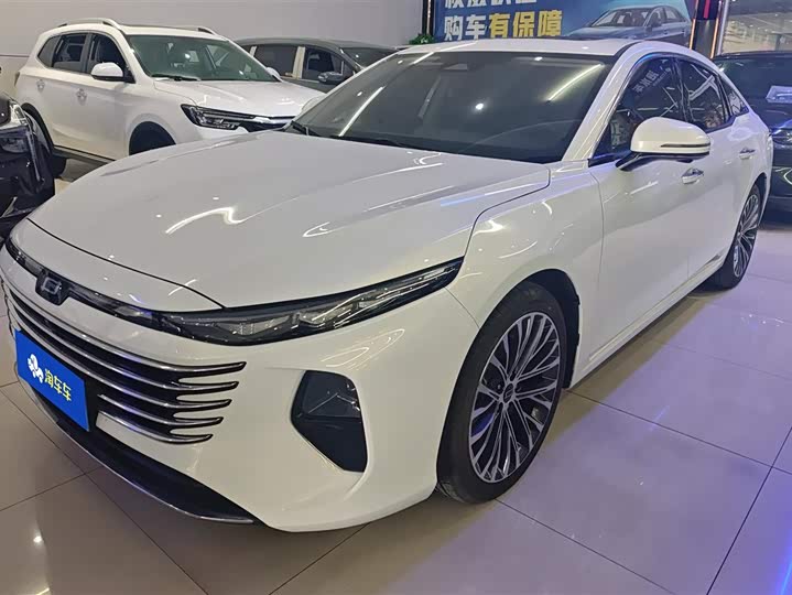 Фото 1 - Bestune B70