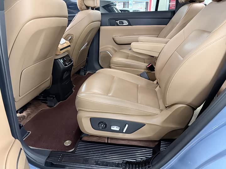 Фото 6 - LiXiang One