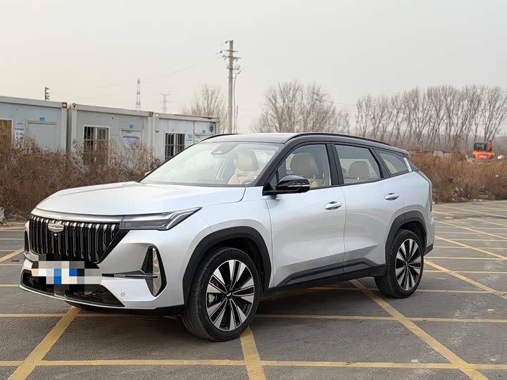 Фото 1 - Geely Atlas L