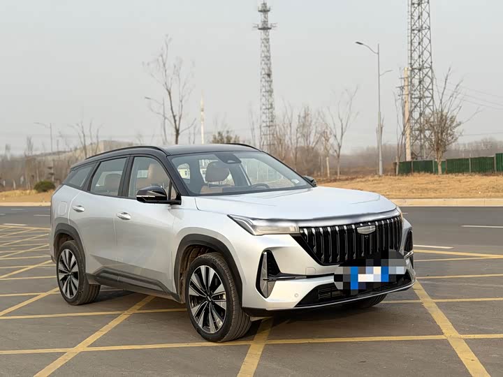 Фото 3 - Geely Atlas L