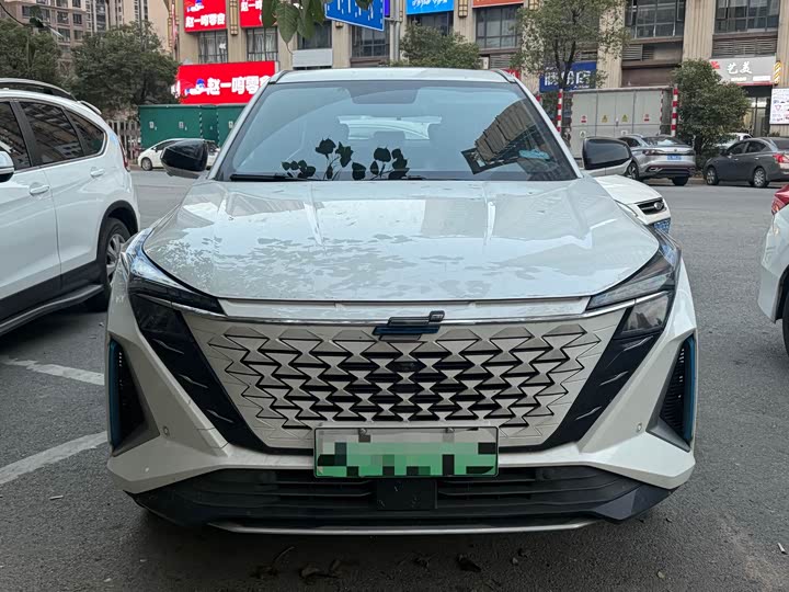 Фото 2 - Changan Oshan Z6 Hybrid
