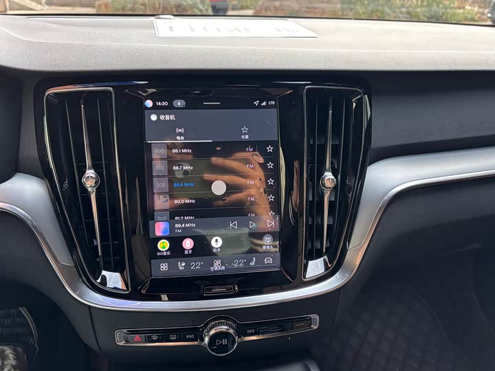 Фото 8 - Volvo S60