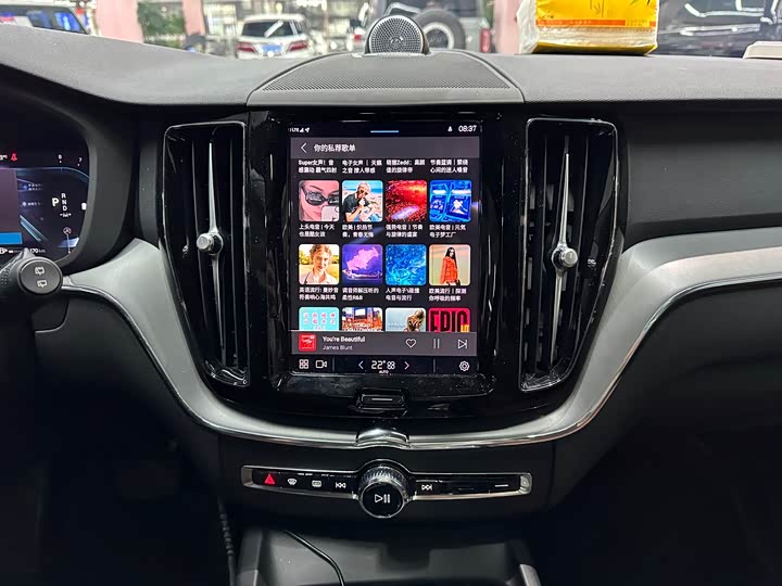 Фото 5 - Volvo XC60