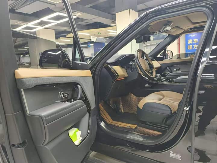 Фото 2 - Land Rover Range Rover Sport