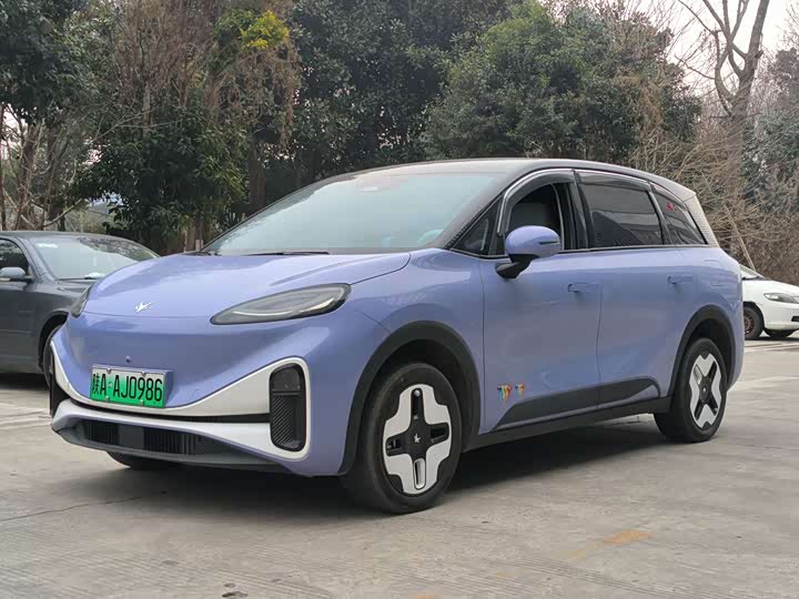 Фото 1 - BAIC Arcfox Kaola