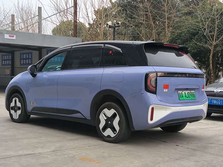 Фото 7 - BAIC Arcfox Kaola