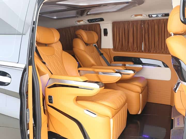 Фото 8 - Mercedes-Benz Vito