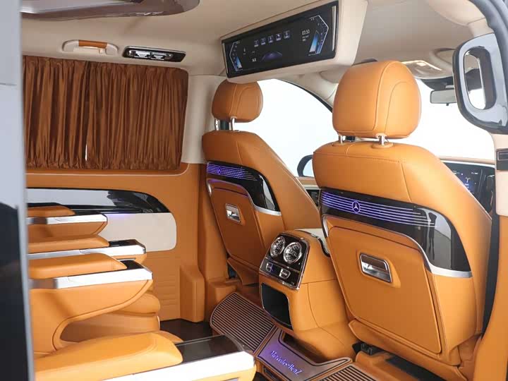 Фото 9 - Mercedes-Benz Vito