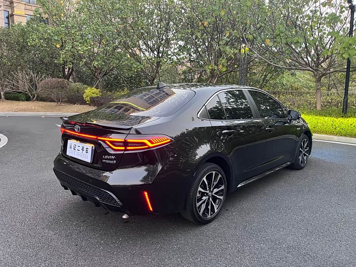 Фото 6 - Toyota Levin