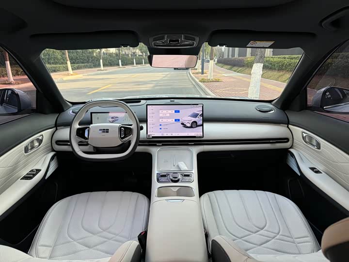 Фото 5 - Geely Galaxy Starship 7