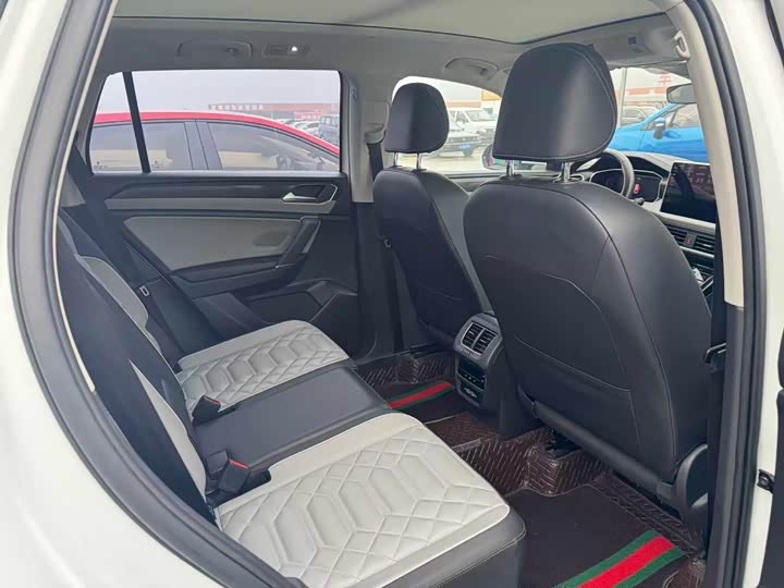 Фото 5 - Volkswagen Tayron