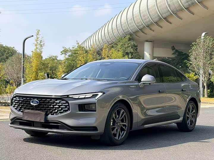 Фото 1 - Ford Mondeo