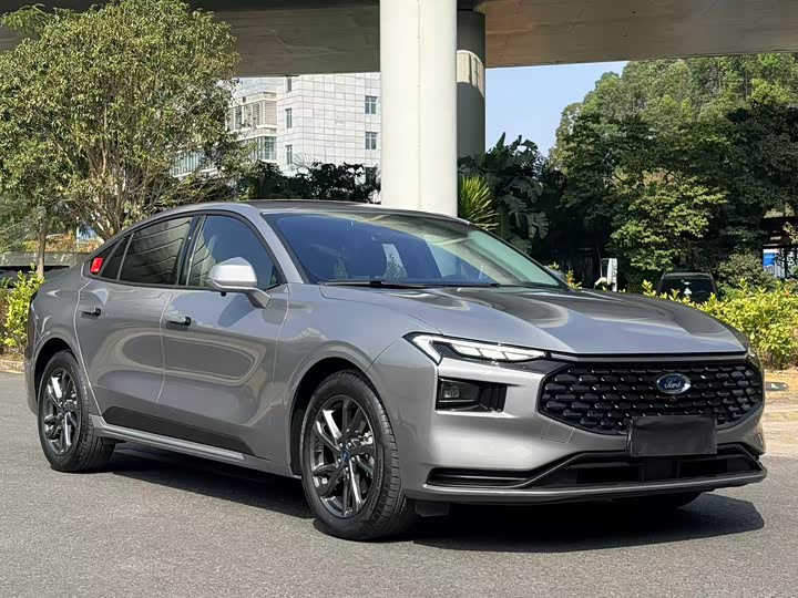 Фото 3 - Ford Mondeo