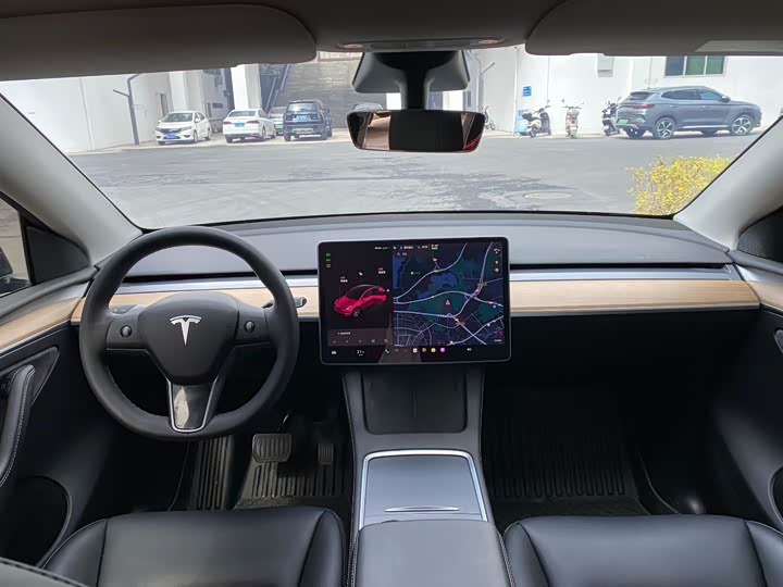 Фото 7 - Tesla Model Y