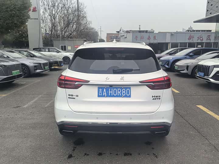 Фото 6 - Hongqi HS5