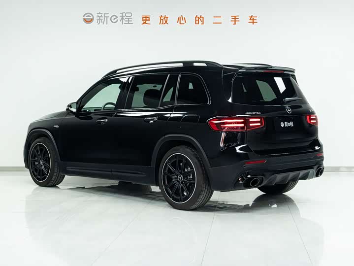 Фото 6 - Mercedes-Benz GLB-Class AMG