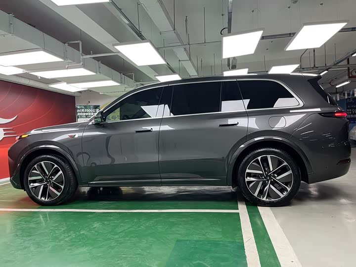 Фото 4 - LiXiang L9