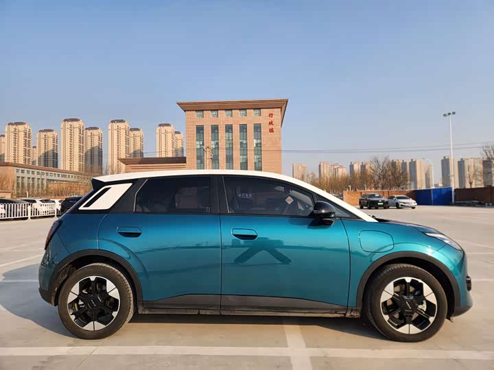 Фото 7 - GAC Aion UT