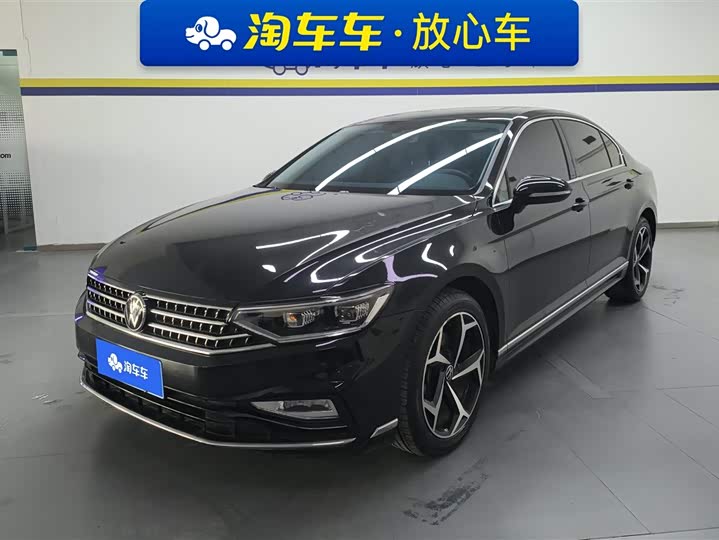 Фото 1 - Volkswagen Magotan