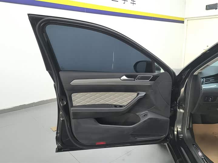 Фото 7 - Volkswagen Magotan