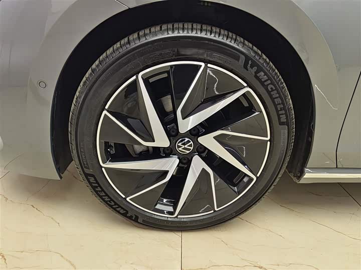 Фото 8 - Volkswagen Magotan