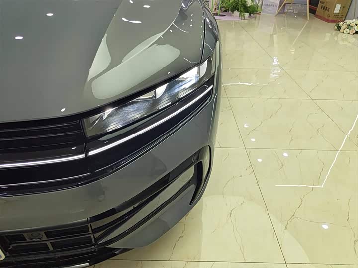 Фото 9 - Volkswagen Magotan