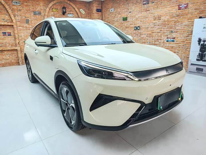 Фото 3 - BYD Yuan Plus