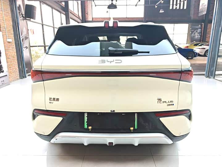 Фото 5 - BYD Yuan Plus