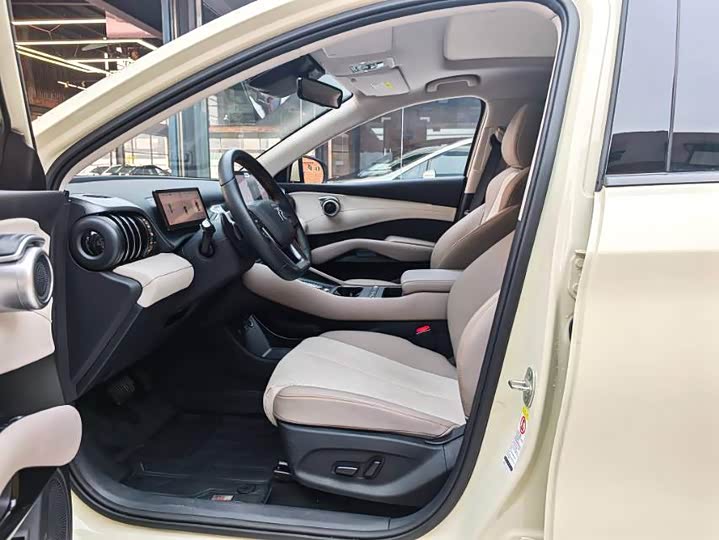 Фото 7 - BYD Yuan Plus